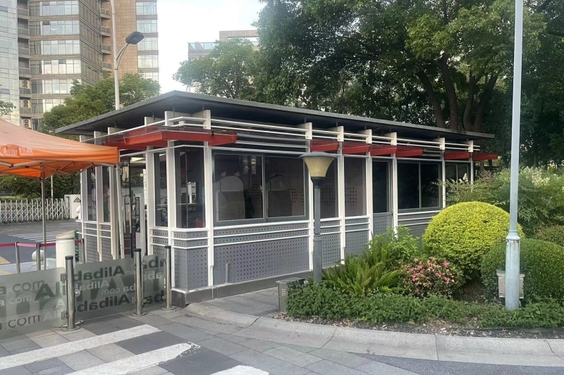 2014年兩個保安崗亭,經(jīng)過10年還完好無損,質(zhì)量杠杠的！！